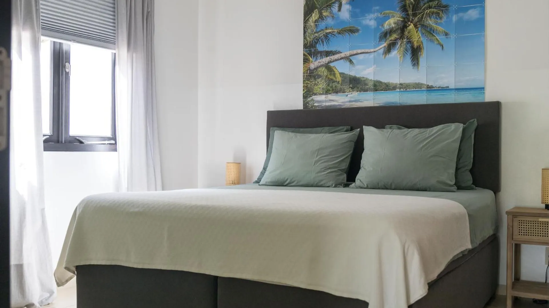 Blue Bay Resort Luxury Apartment Palm View